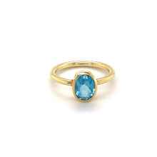 Laden Sie das Bild in den Galerie-Viewer, Ring Abby aus 585 Gelbgold mit Aquamarin