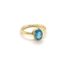 Laden Sie das Bild in den Galerie-Viewer, Ring Abby aus 585 Gelbgold mit Aquamarin