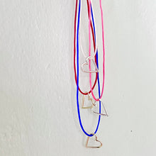 Laden Sie das Bild in den Galerie-Viewer, Anhänger Herz aus 585 Gelbgold